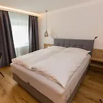 Fischer Doernbach אורחן *